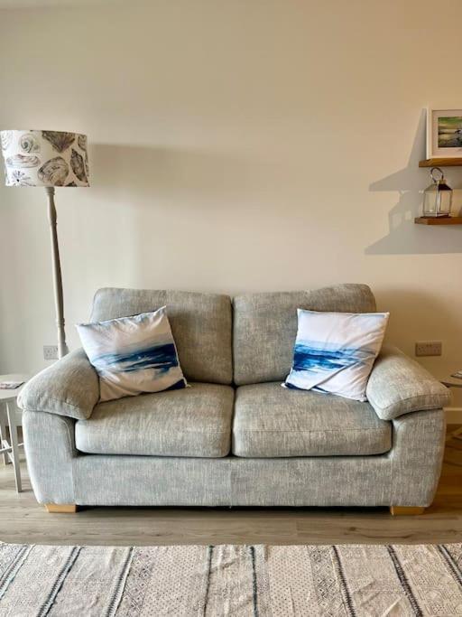 Beach Front Apartment Pwllheli Exterior photo